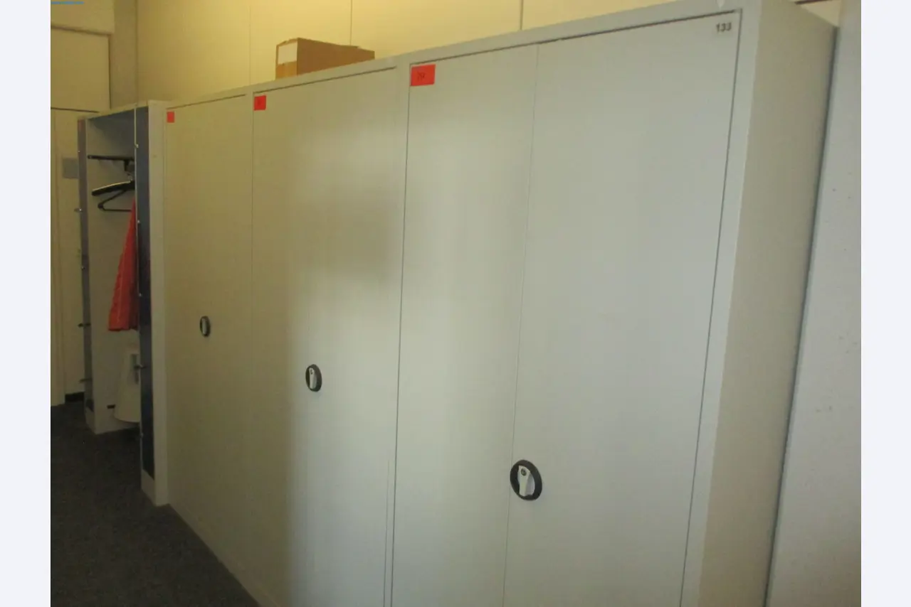 Metallverarbeitende Maschinen- und Anlagen-3