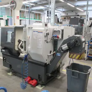 3-osé CNC vertikální frézovací centrum Haas ST-10Y