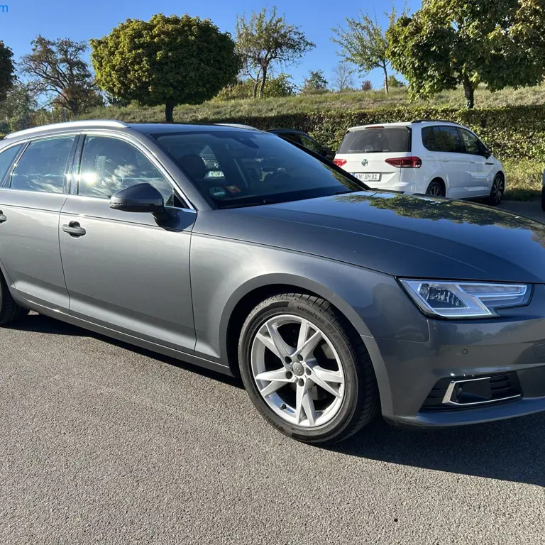 Passenger car Audi A4 Avant