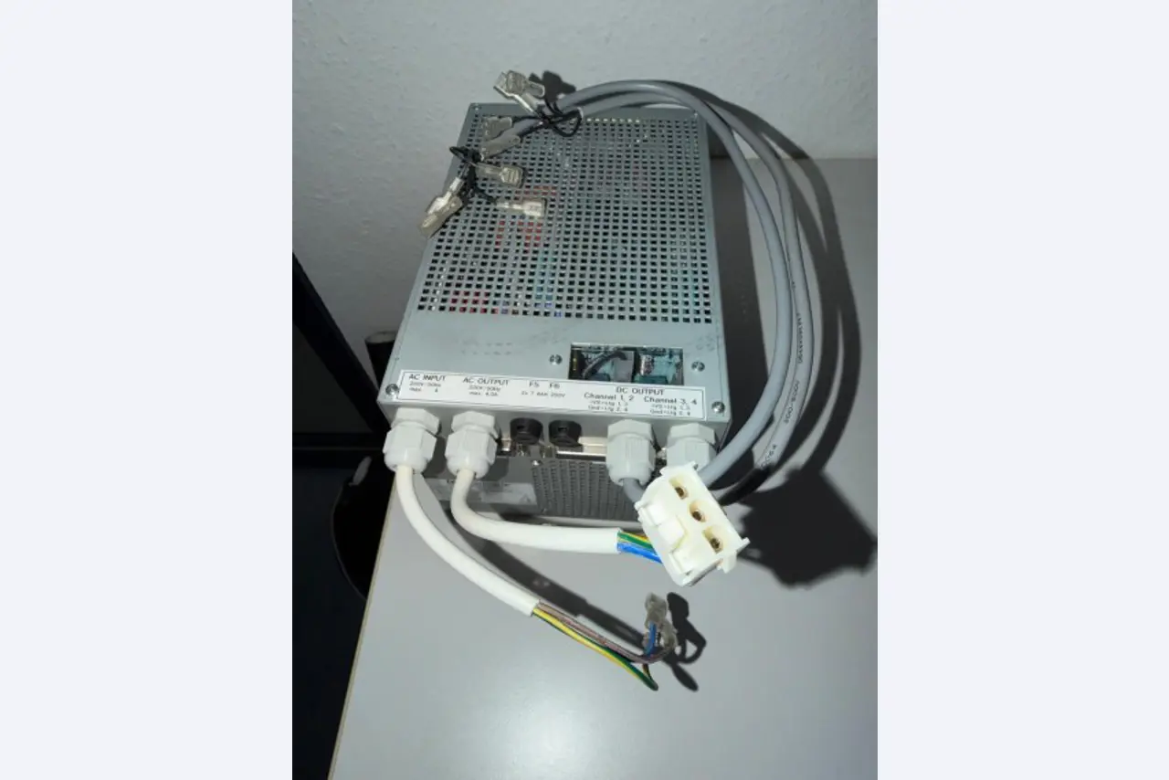 Dispositivos de visualização e análise de superfícies e de separação de substâncias-10