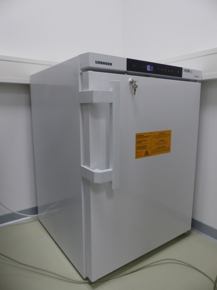 Dispositivos de visualización y análisis de superficies y de separación de sustancias-5