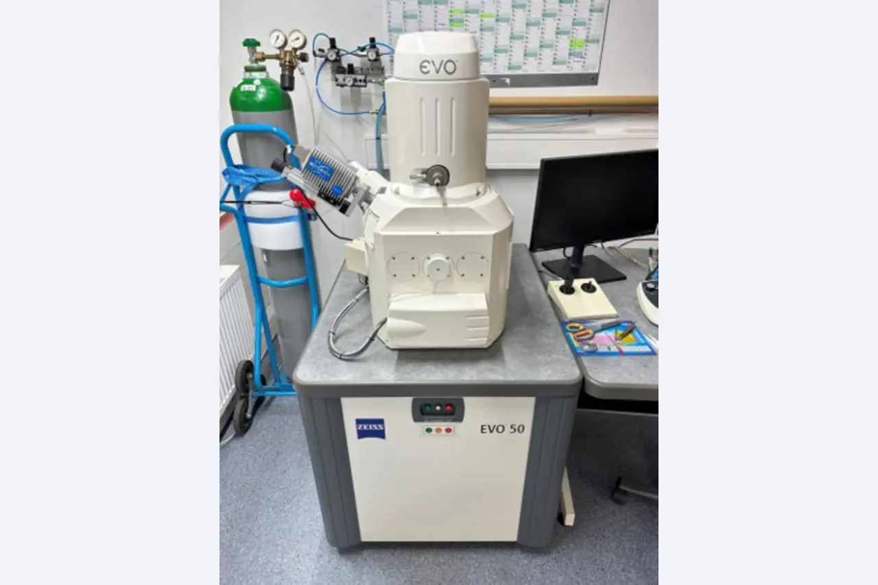 Urządzenia do wizualizacji i analizy powierzchni oraz oddzielania substancji-1