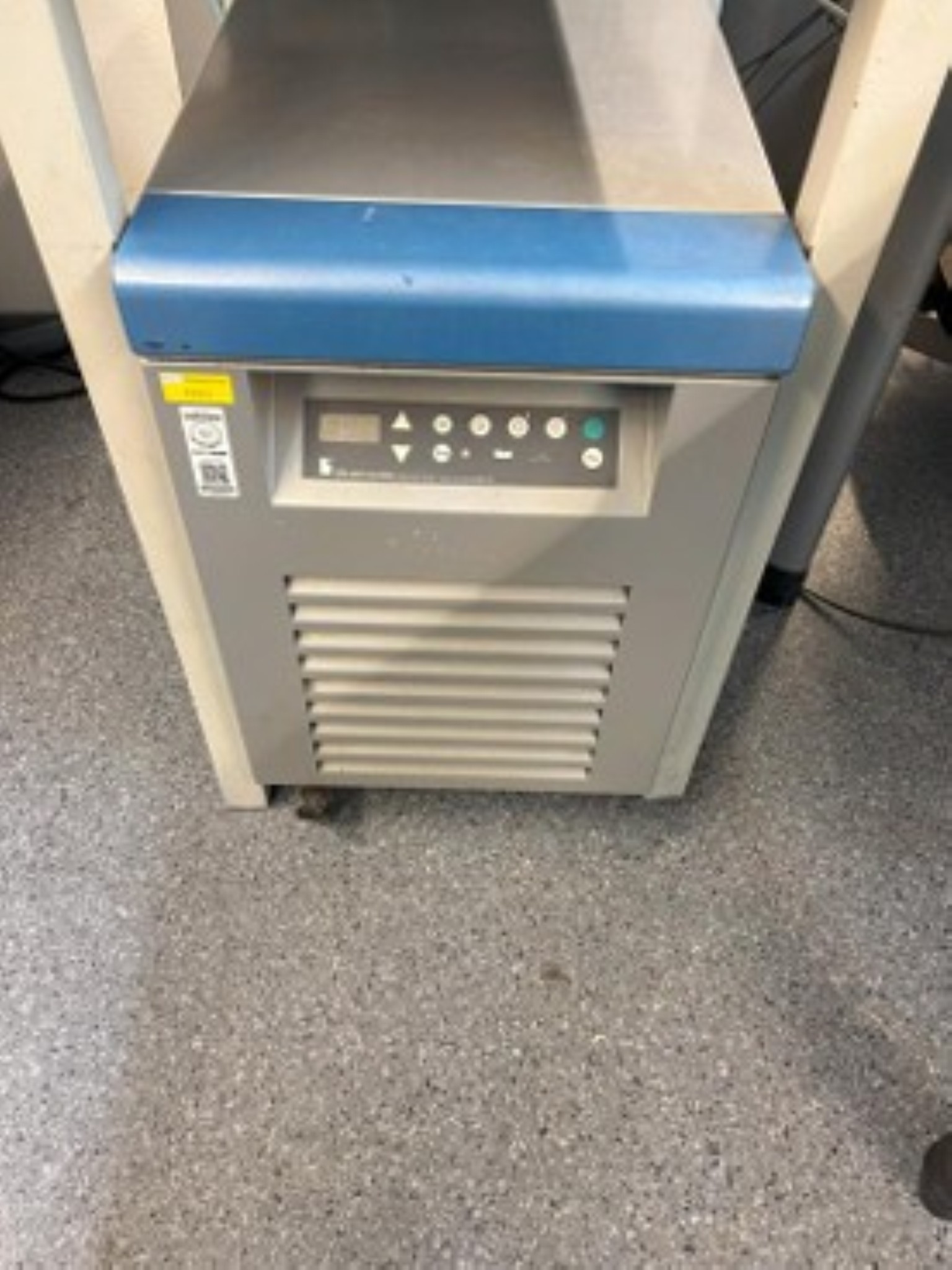 Urządzenia do wizualizacji i analizy powierzchni oraz oddzielania substancji-2