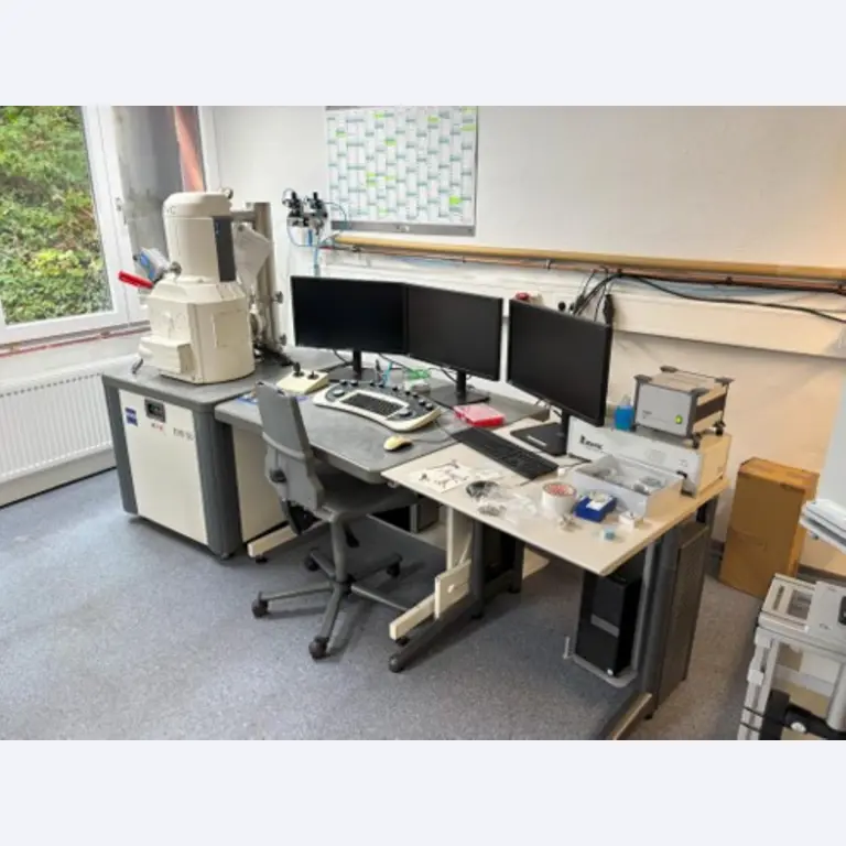 Urządzenia do wizualizacji i analizy powierzchni oraz oddzielania substancji-4