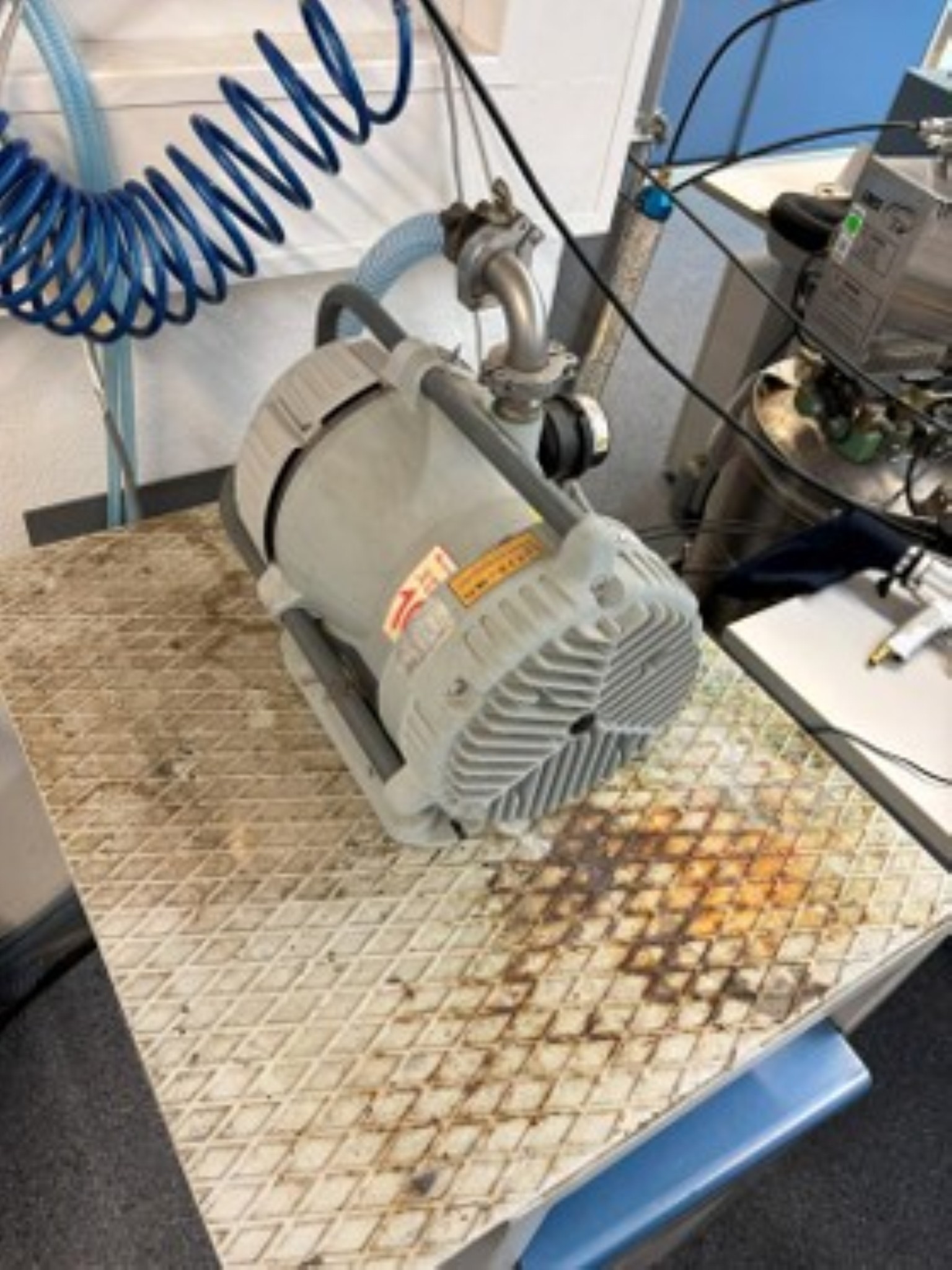 Urządzenia do wizualizacji i analizy powierzchni oraz oddzielania substancji-6