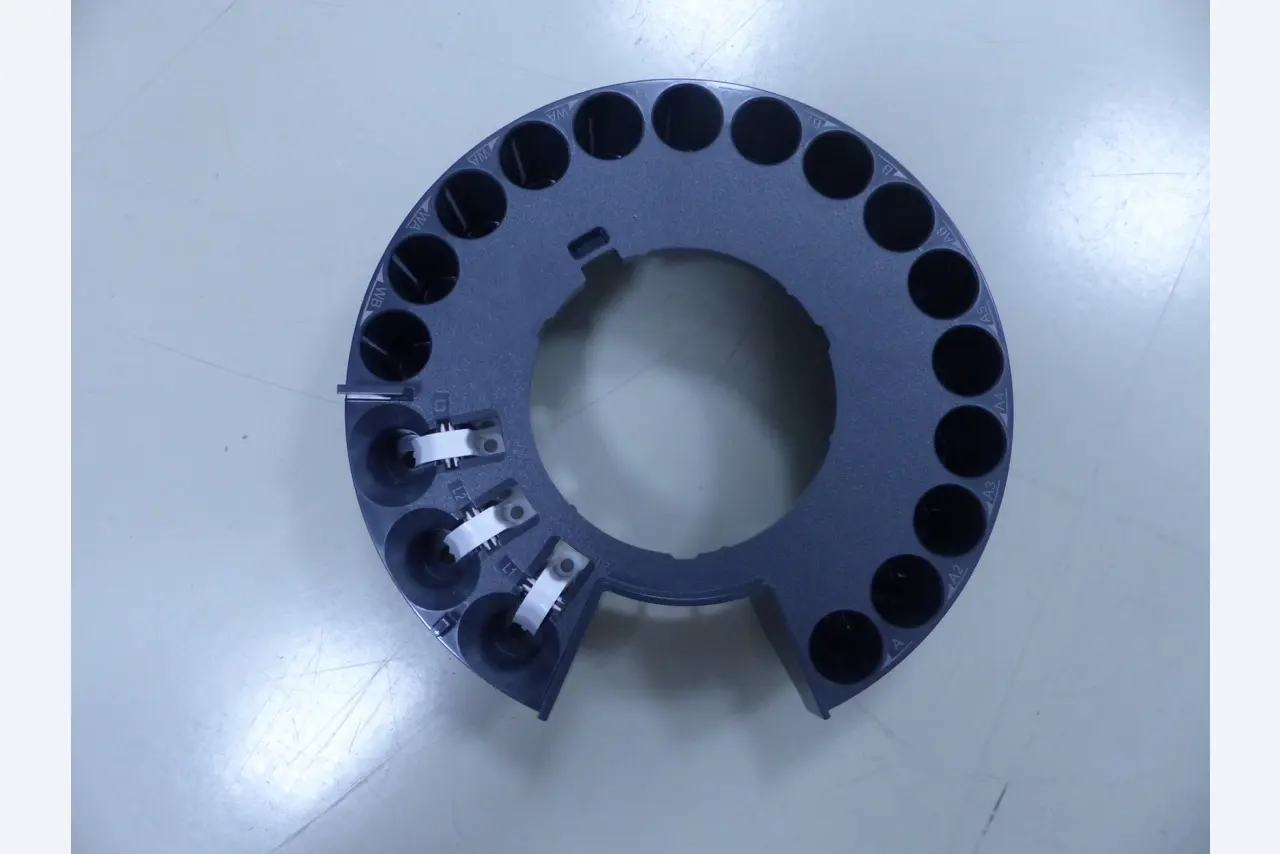 Urządzenia do wizualizacji i analizy powierzchni oraz oddzielania substancji-43