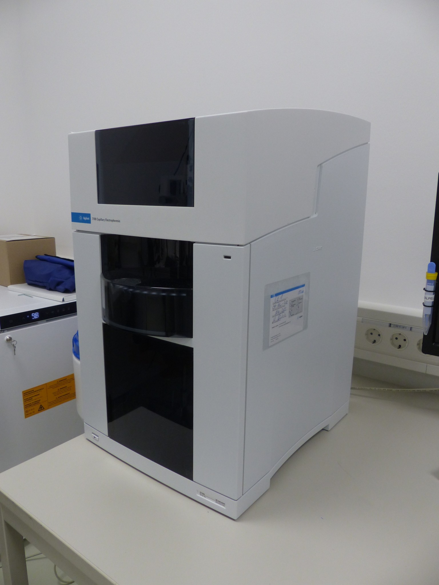 Urządzenia do wizualizacji i analizy powierzchni oraz oddzielania substancji-2