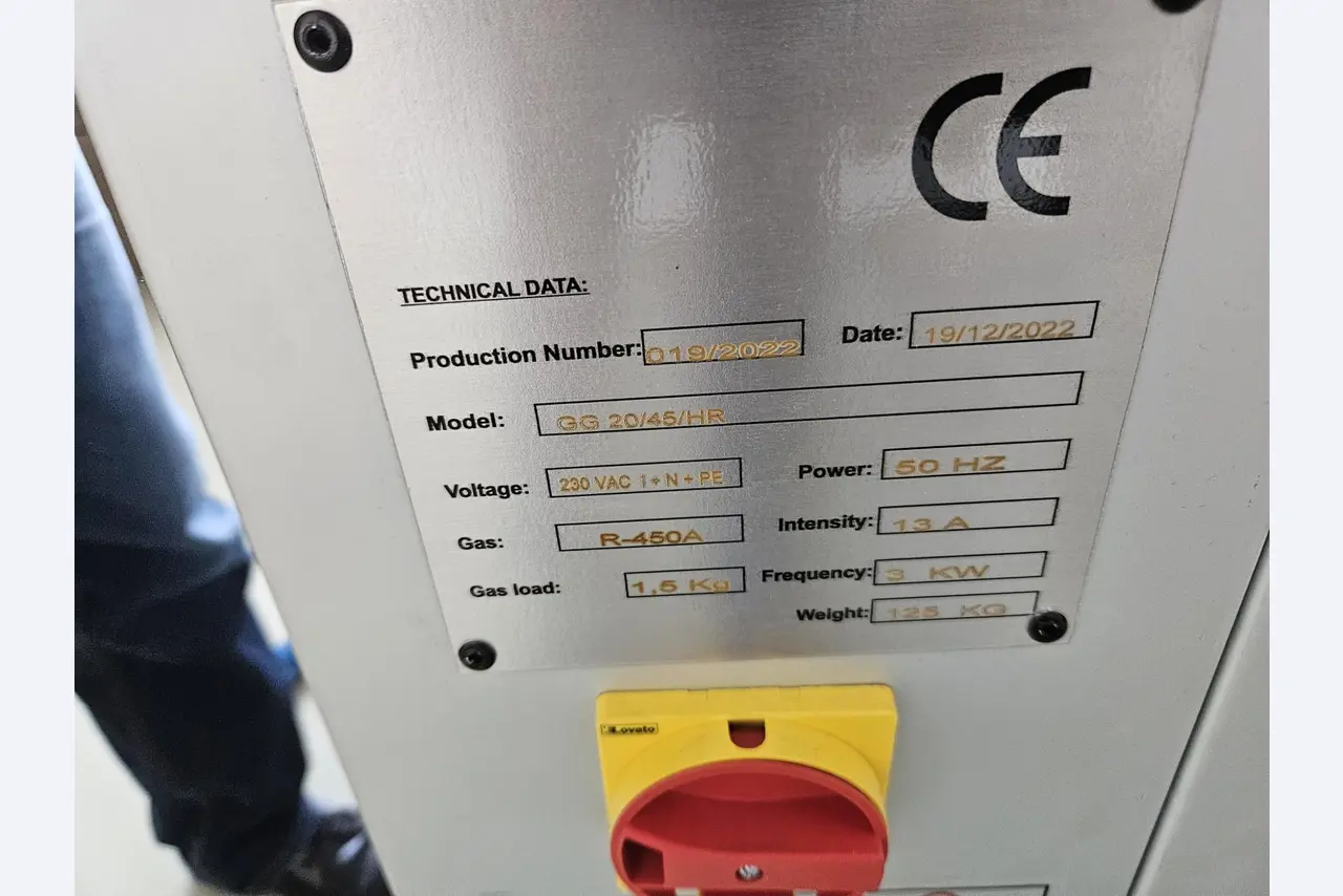 Urządzenia do wizualizacji i analizy powierzchni oraz oddzielania substancji-3