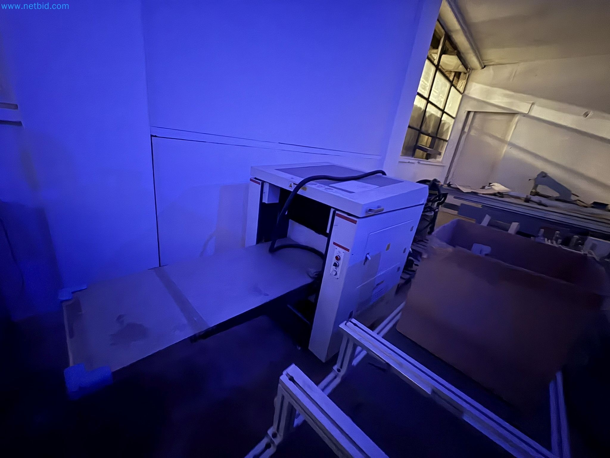 Subasta de insolvencia VALKARTON EMBALAŽNI SERVIS d.o.O - Máquinas, equipos y existencias para la producción de embalajes de cartón de lujo-100