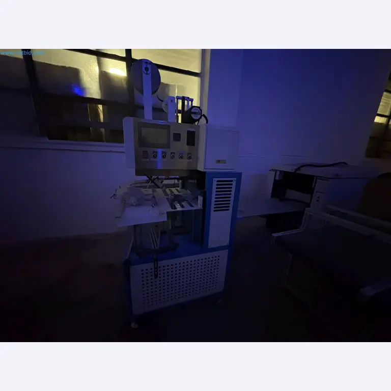 Subasta de insolvencia VALKARTON EMBALAŽNI SERVIS d.o.O - Máquinas, equipos y existencias para la producción de embalajes de cartón de lujo-115