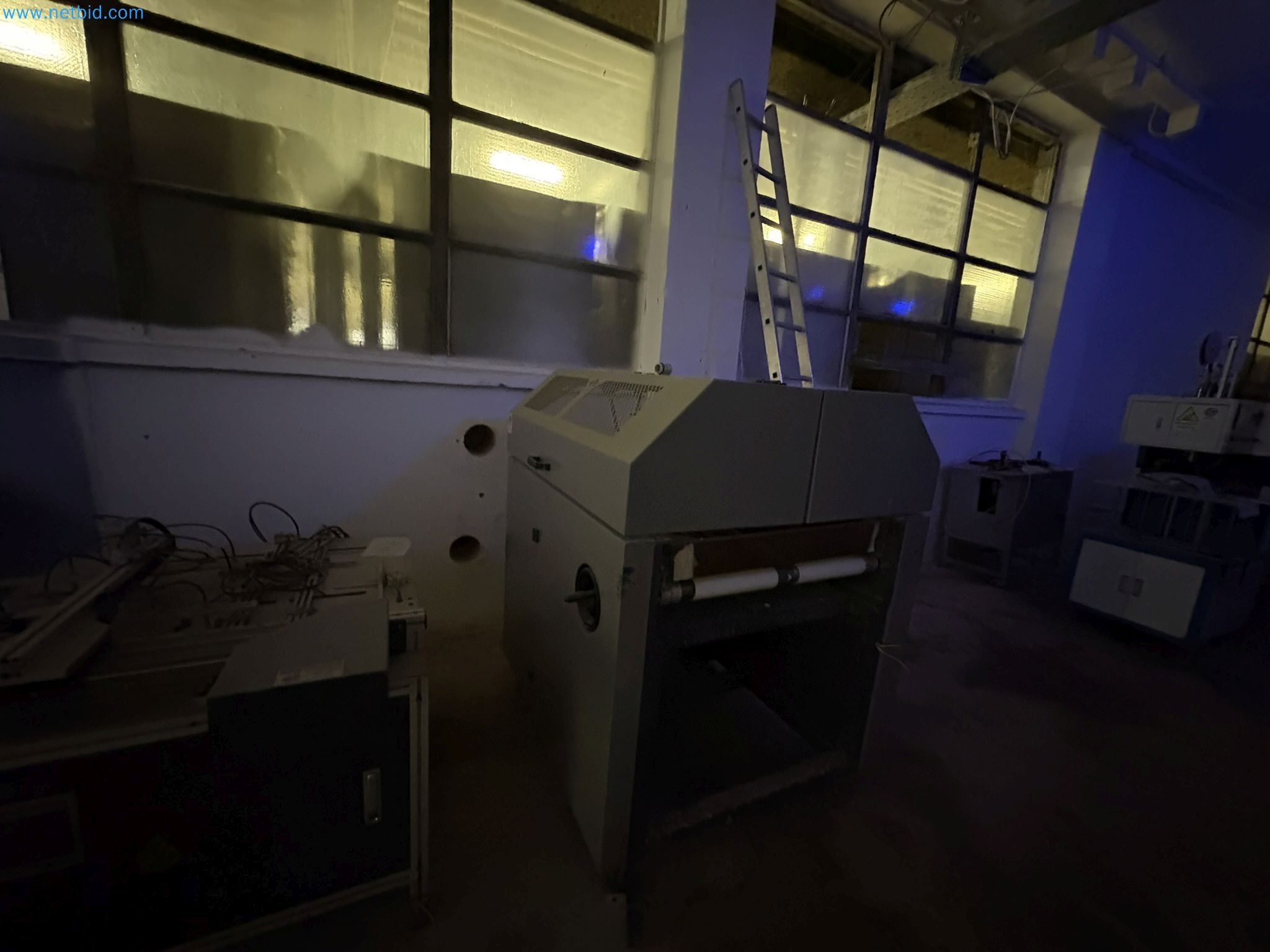 Subasta de insolvencia VALKARTON EMBALAŽNI SERVIS d.o.O - Máquinas, equipos y existencias para la producción de embalajes de cartón de lujo-123