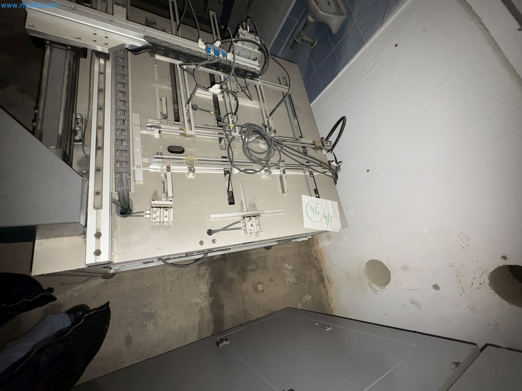 Subasta de insolvencia VALKARTON EMBALAŽNI SERVIS d.o.O - Máquinas, equipos y existencias para la producción de embalajes de cartón de lujo-124