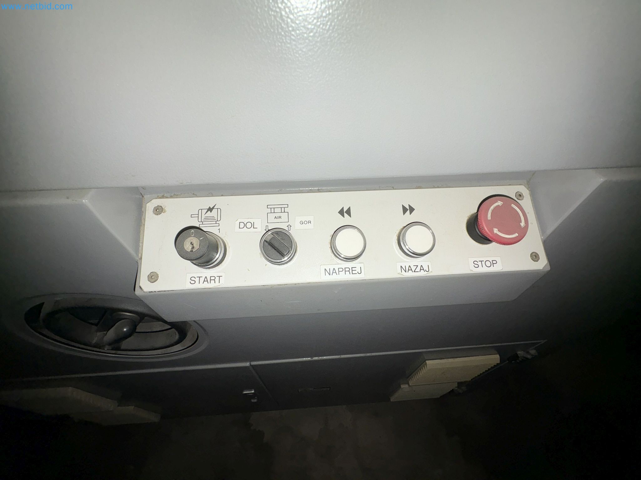 Subasta de insolvencia VALKARTON EMBALAŽNI SERVIS d.o.O - Máquinas, equipos y existencias para la producción de embalajes de cartón de lujo-34