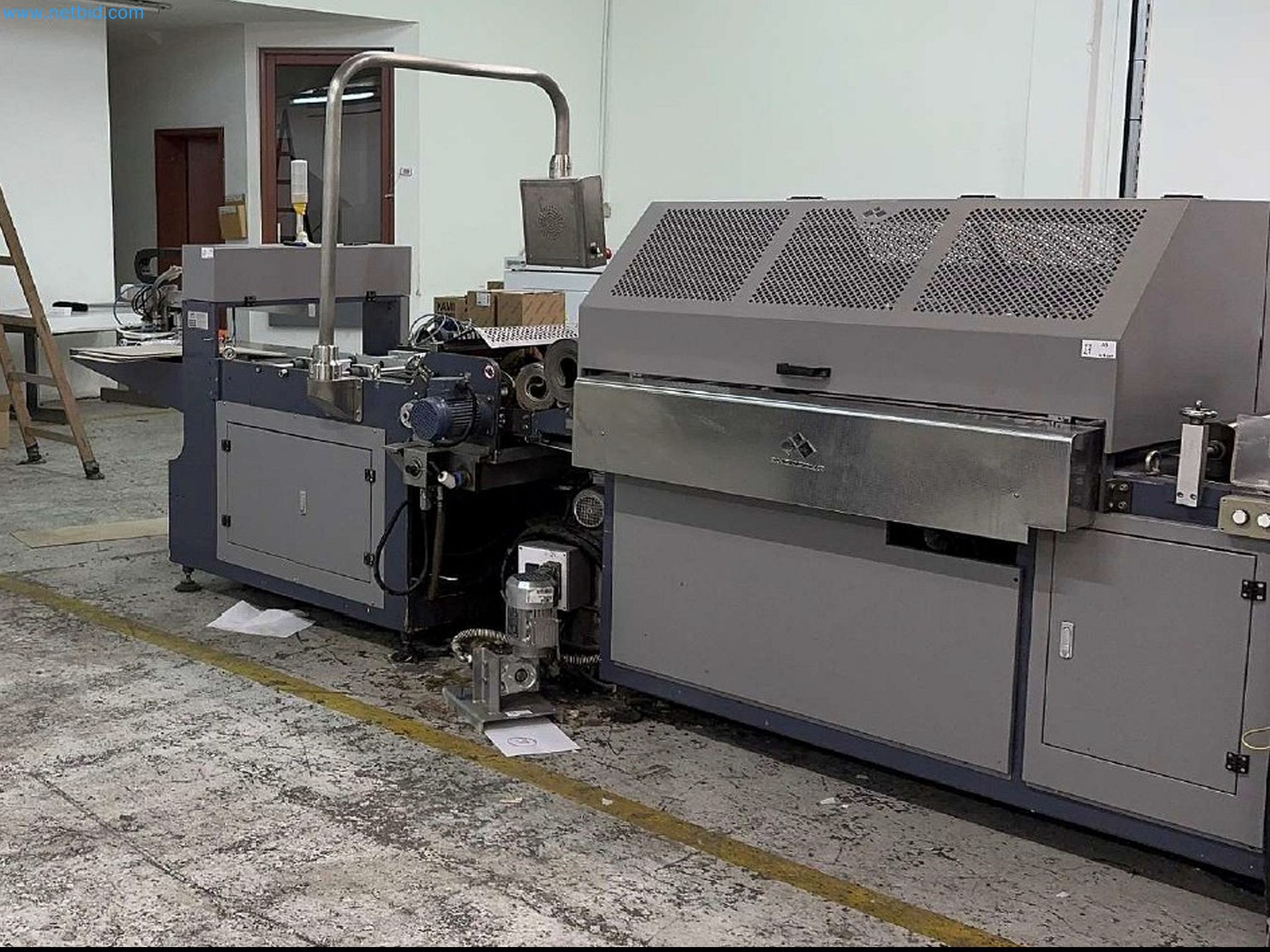 Subasta de insolvencia VALKARTON EMBALAŽNI SERVIS d.o.O - Máquinas, equipos y existencias para la producción de embalajes de cartón de lujo-2