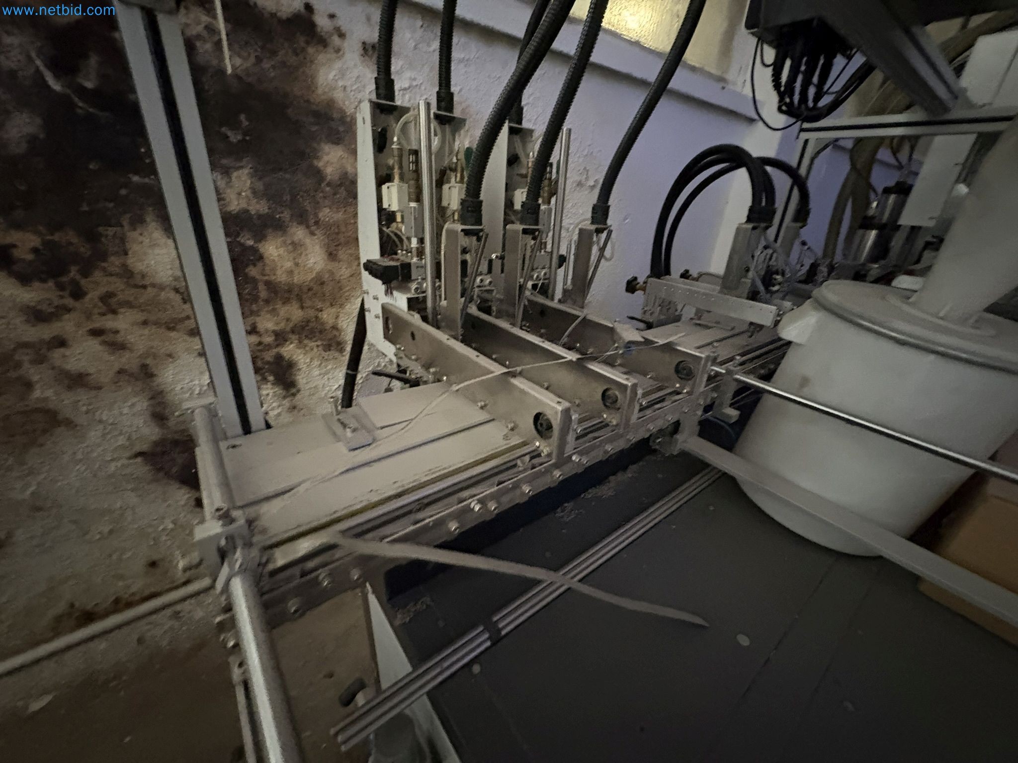 Subasta de insolvencia VALKARTON EMBALAŽNI SERVIS d.o.O - Máquinas, equipos y existencias para la producción de embalajes de cartón de lujo-46