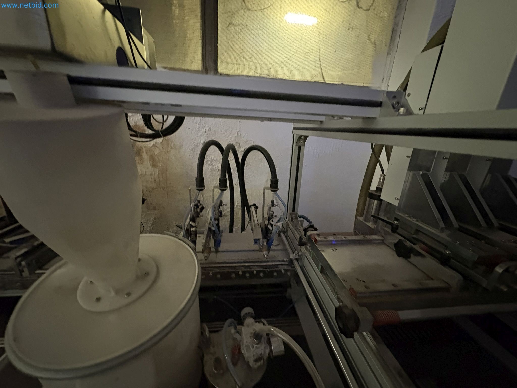 Subasta de insolvencia VALKARTON EMBALAŽNI SERVIS d.o.O - Máquinas, equipos y existencias para la producción de embalajes de cartón de lujo-47