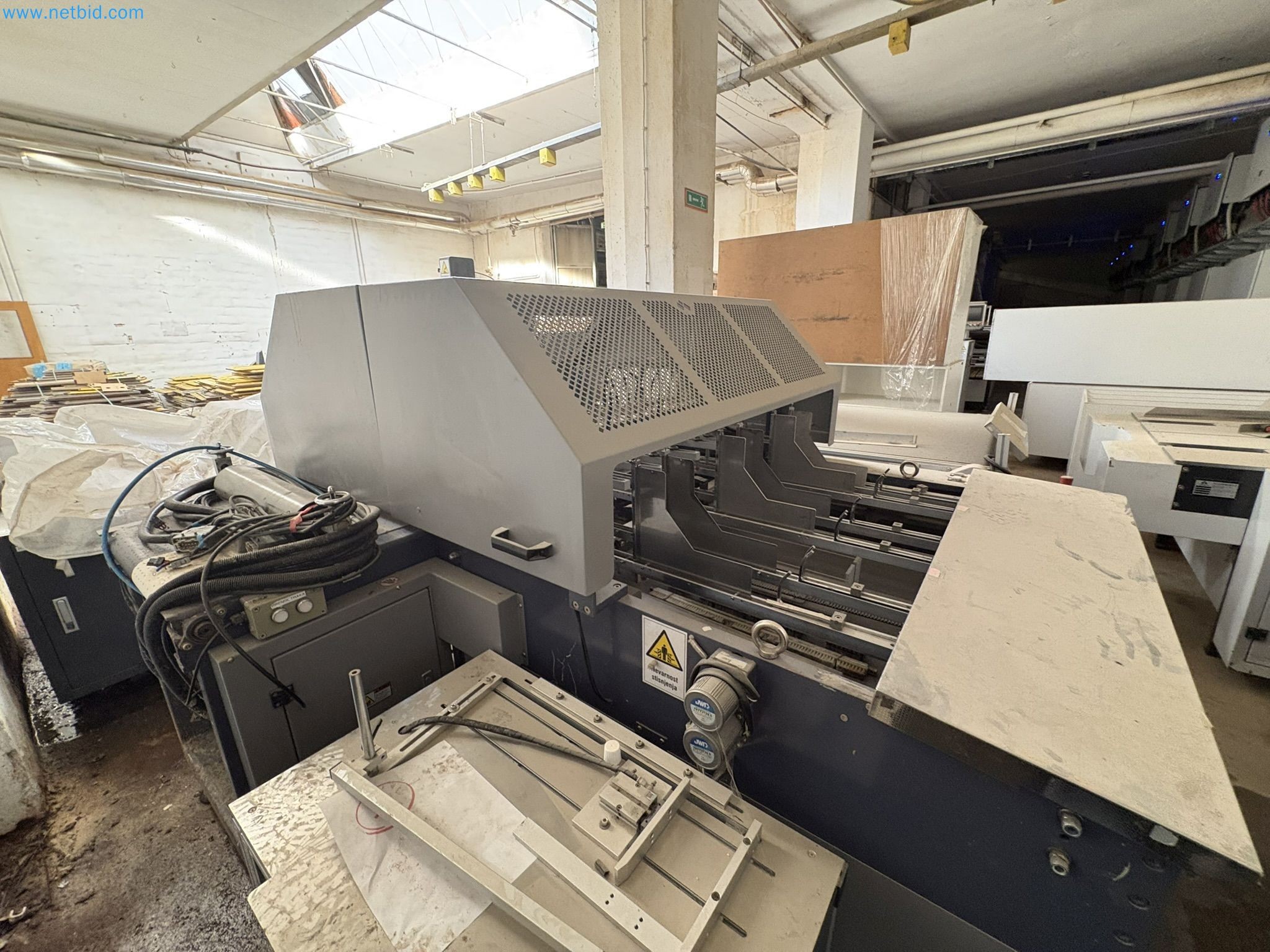 Subasta de insolvencia VALKARTON EMBALAŽNI SERVIS d.o.O - Máquinas, equipos y existencias para la producción de embalajes de cartón de lujo-67