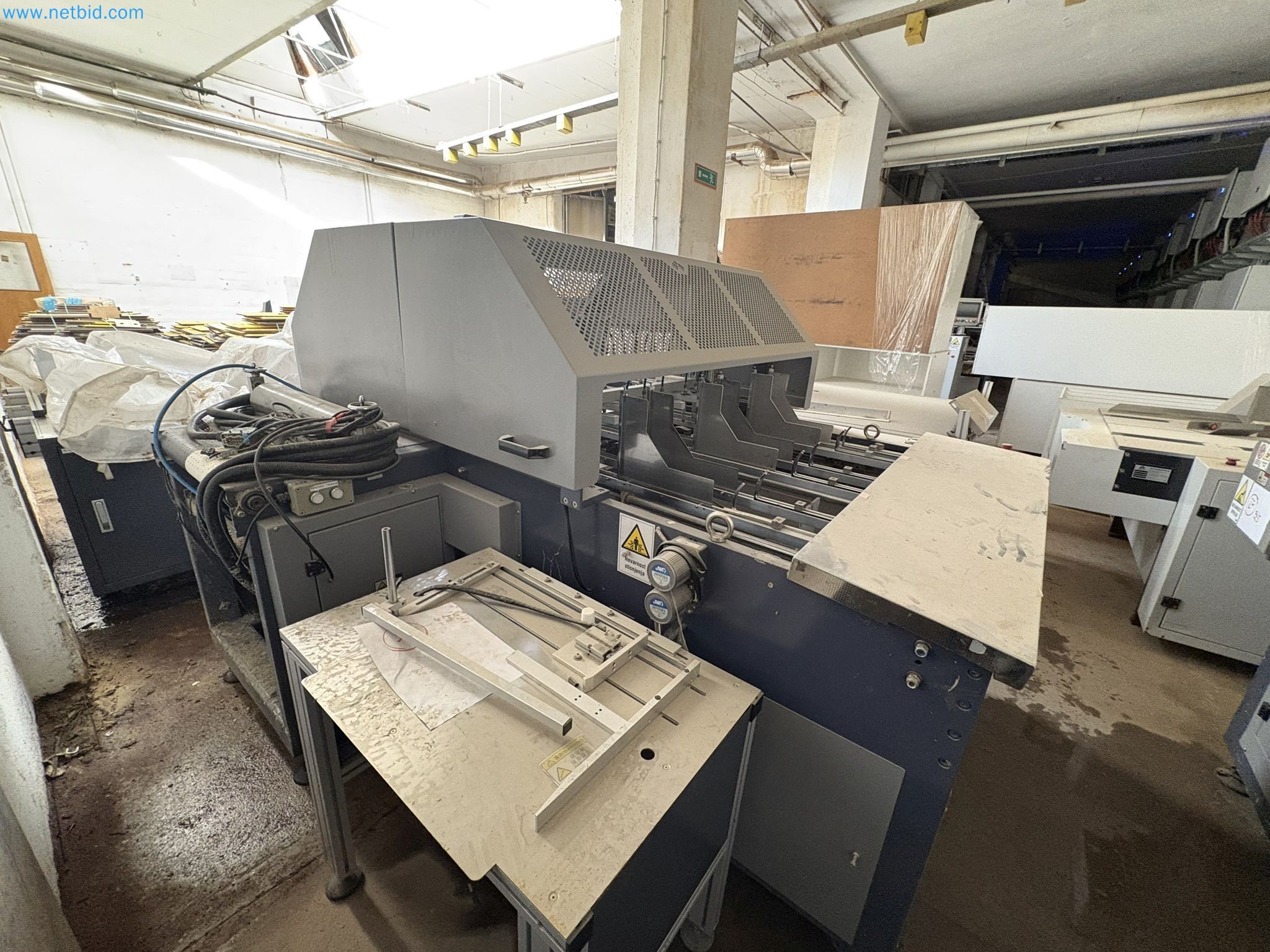 Subasta de insolvencia VALKARTON EMBALAŽNI SERVIS d.o.O - Máquinas, equipos y existencias para la producción de embalajes de cartón de lujo-68