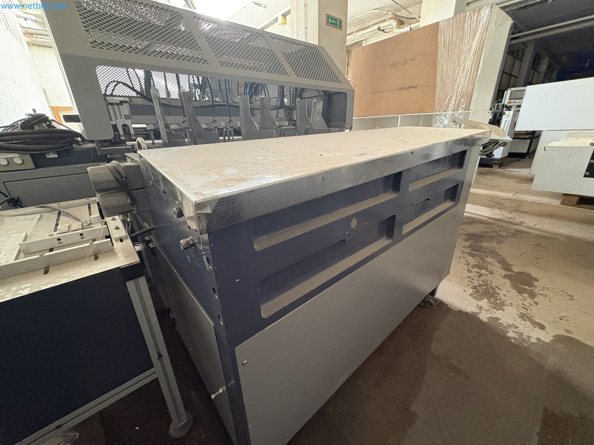 Subasta de insolvencia VALKARTON EMBALAŽNI SERVIS d.o.O - Máquinas, equipos y existencias para la producción de embalajes de cartón de lujo-69