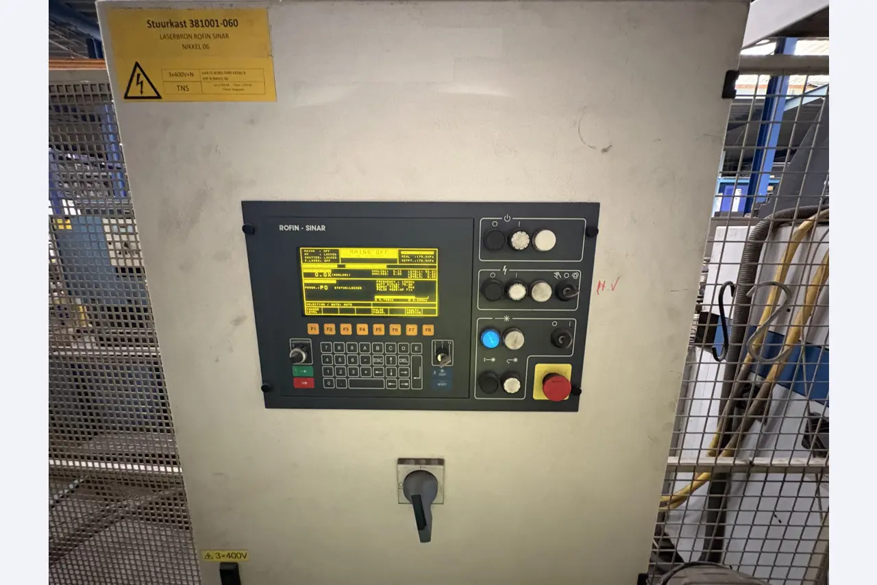 Stroji za lasersko brizganje cevi in brizganje-13