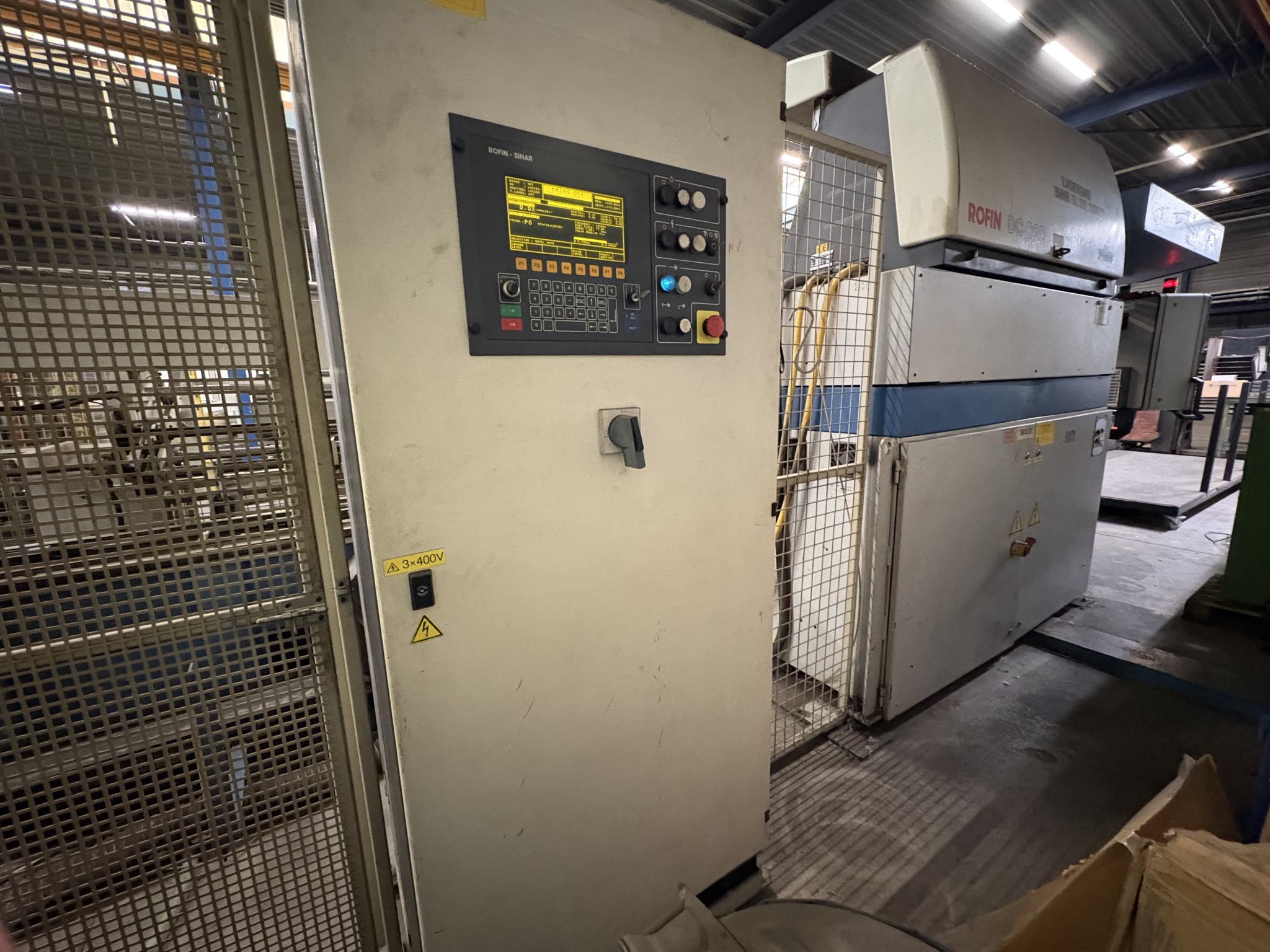 Stroji za lasersko brizganje cevi in brizganje-14