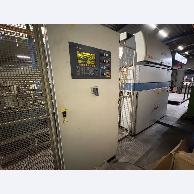 Stroji za lasersko brizganje cevi in brizganje-14