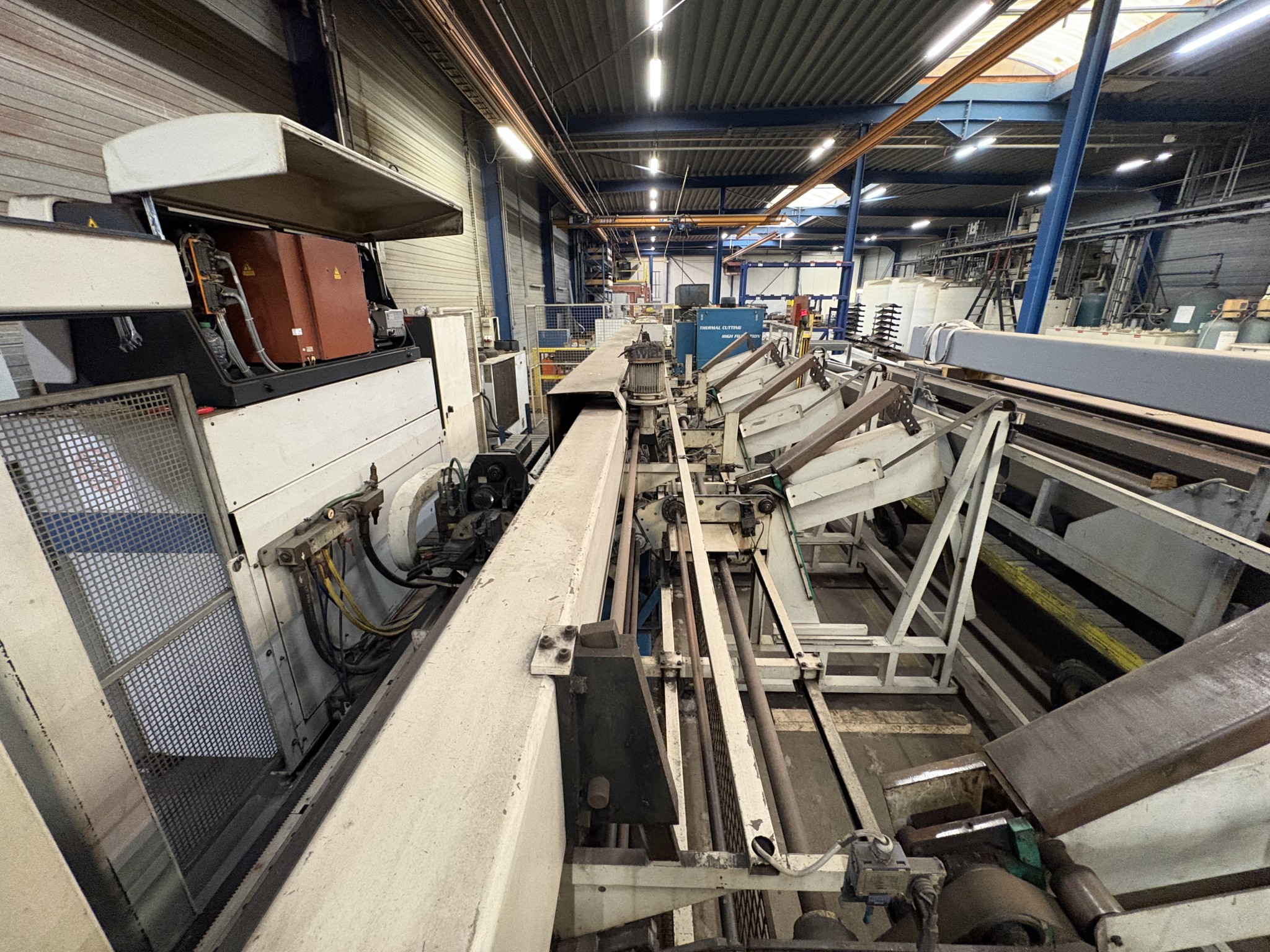 Stroji za lasersko brizganje cevi in brizganje-19