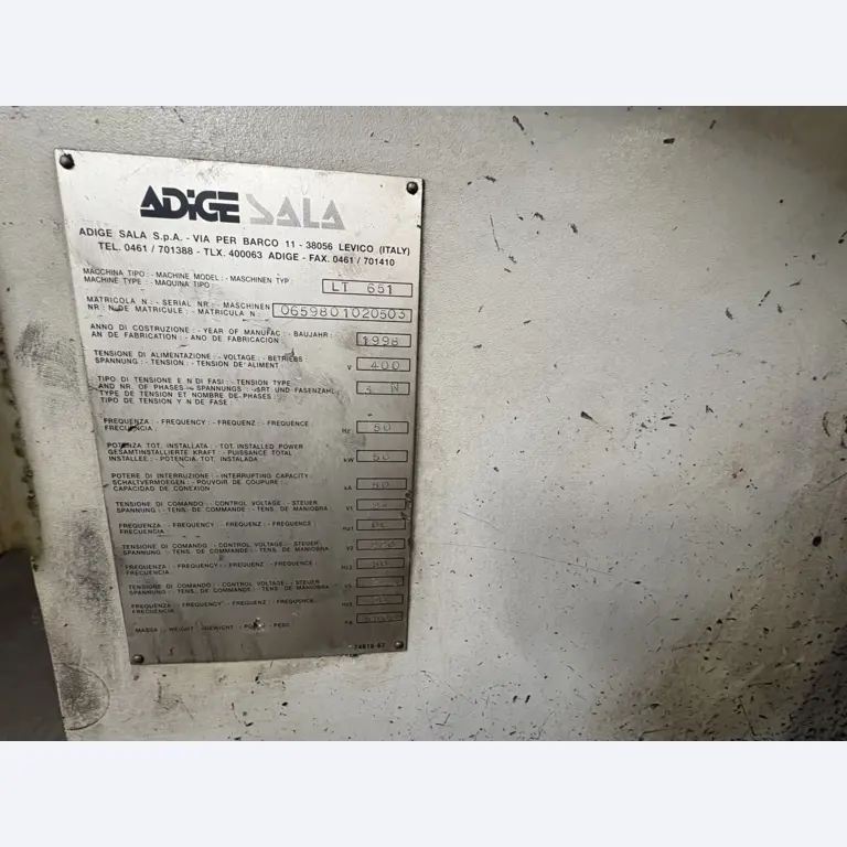 Stroji za lasersko brizganje cevi in brizganje-2