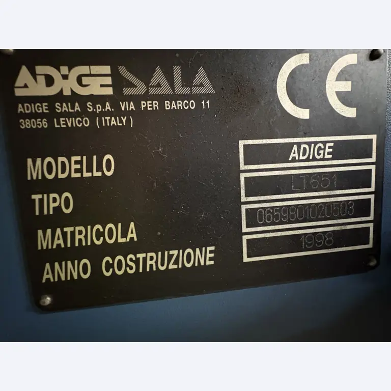 Stroji za lasersko brizganje cevi in brizganje-3