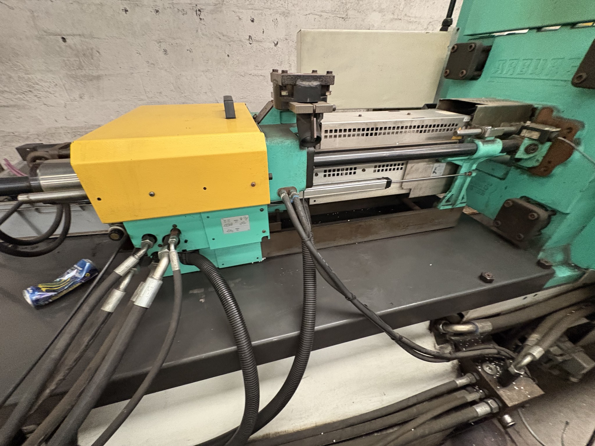 Maszyny do formowania laserowego i wtryskowego rur-10