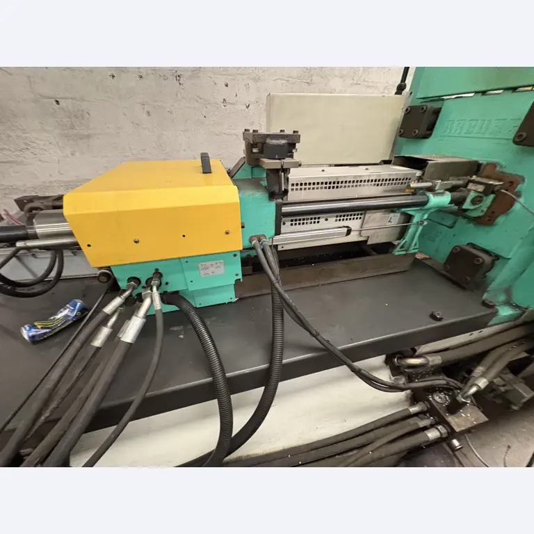 Maszyny do formowania laserowego i wtryskowego rur-10