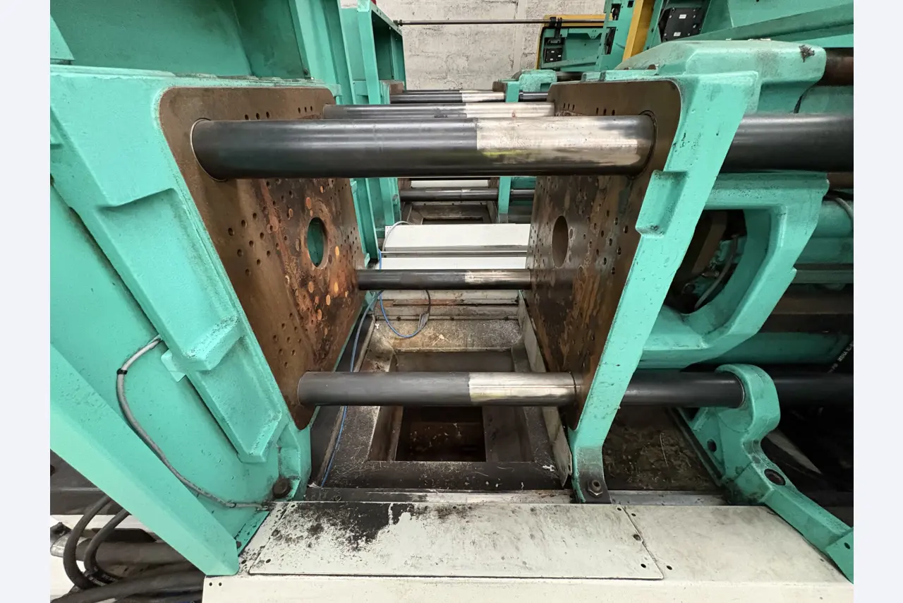 Maszyny do formowania laserowego i wtryskowego rur-4