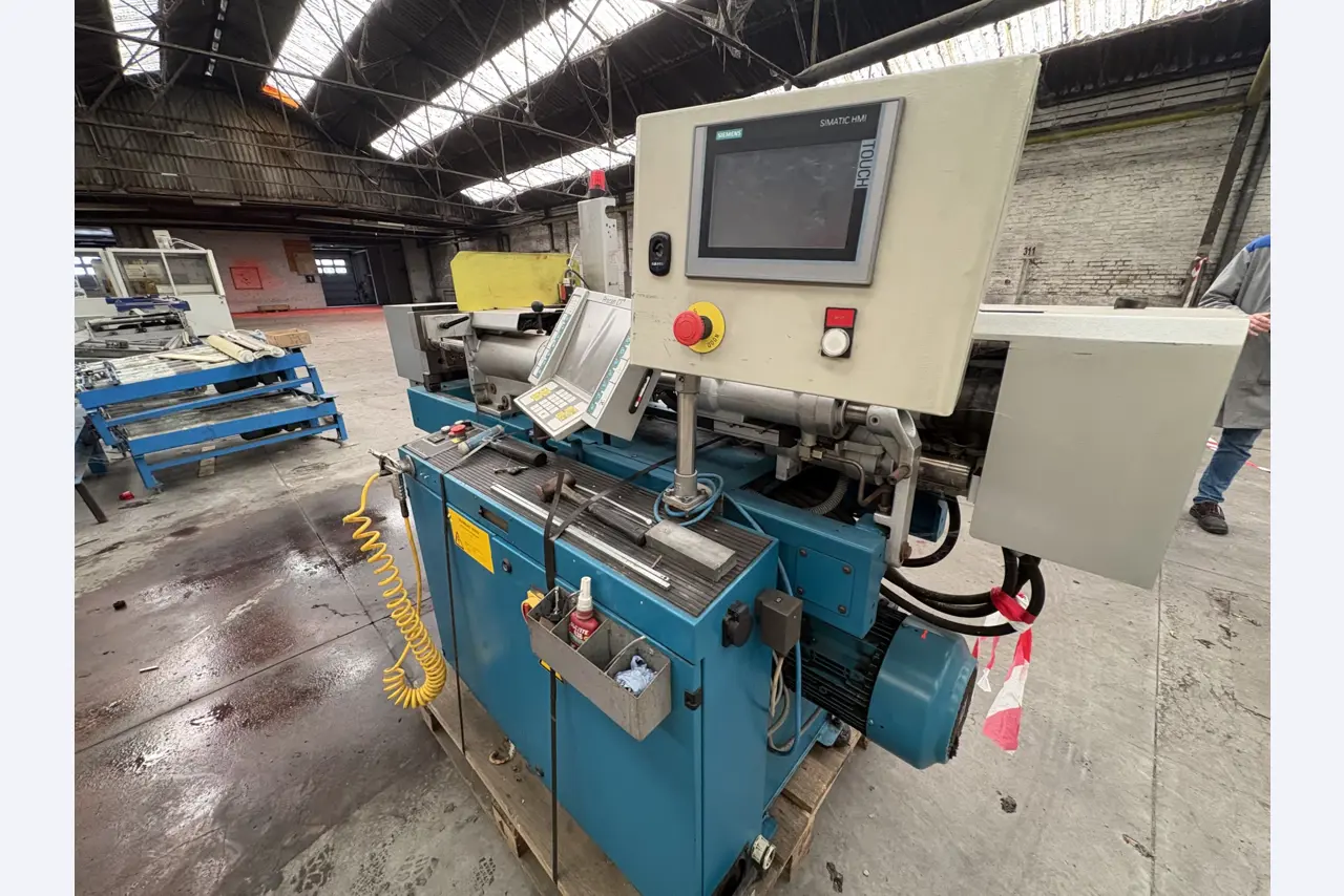 Stroji za lasersko brizganje cevi in brizganje-1