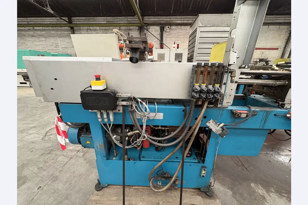 Stroji za lasersko brizganje cevi in brizganje-3