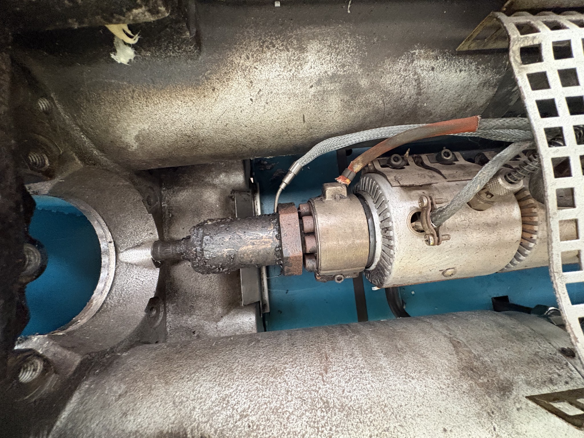 Stroji za lasersko brizganje cevi in brizganje-9