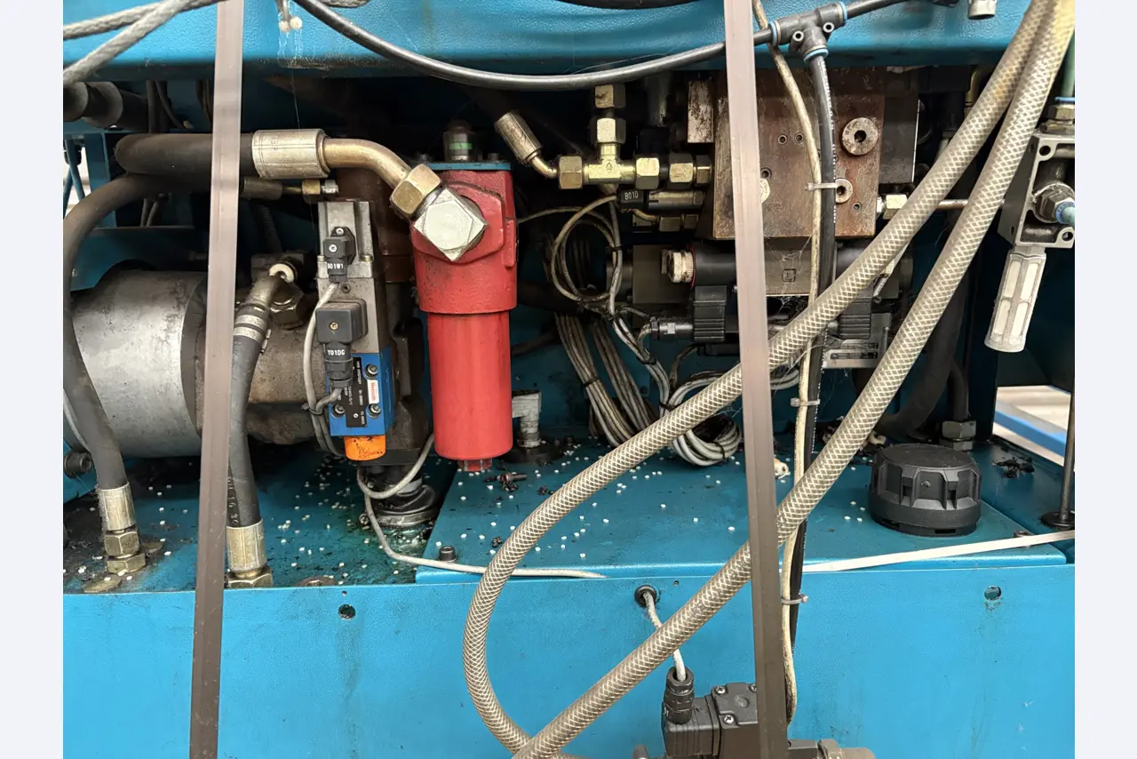 Stroji za lasersko brizganje cevi in brizganje-7