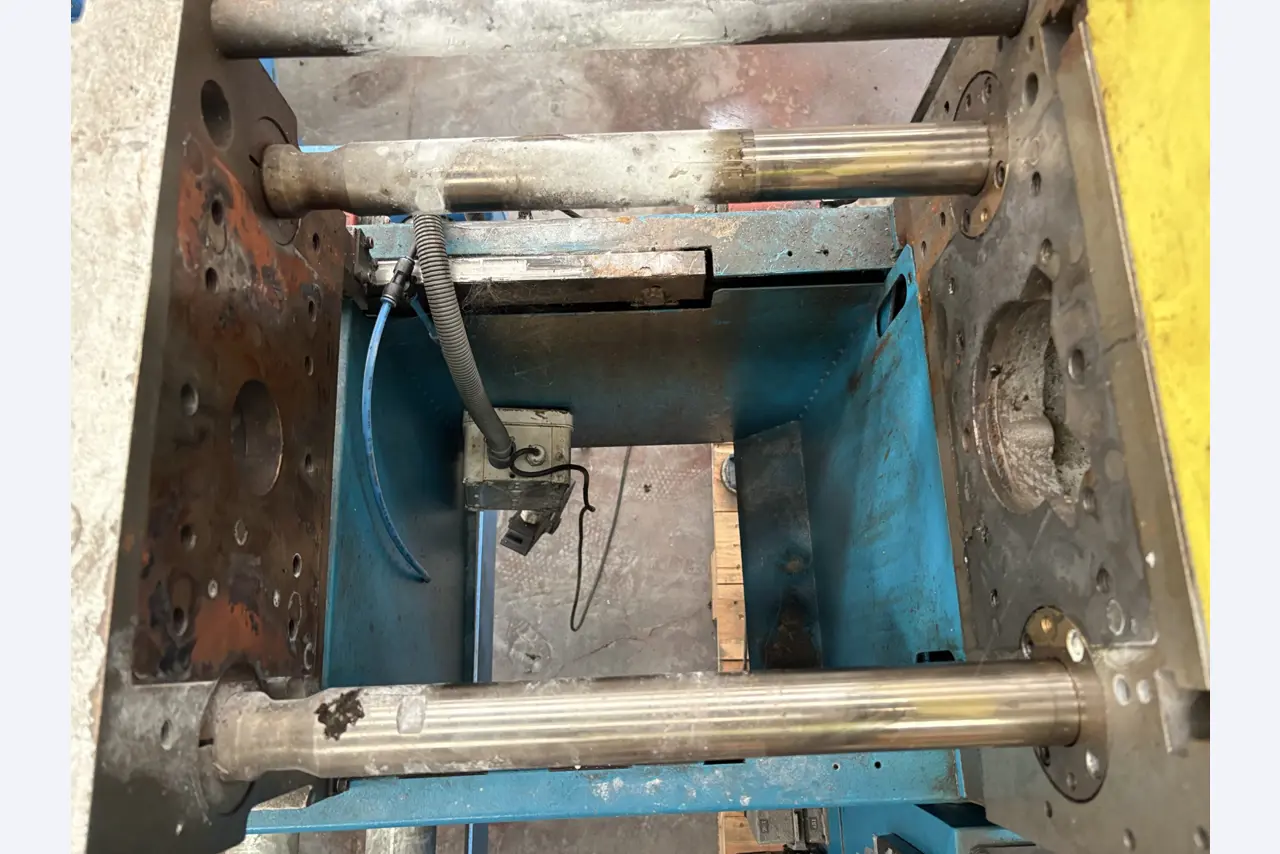 Stroji za lasersko brizganje cevi in brizganje-8