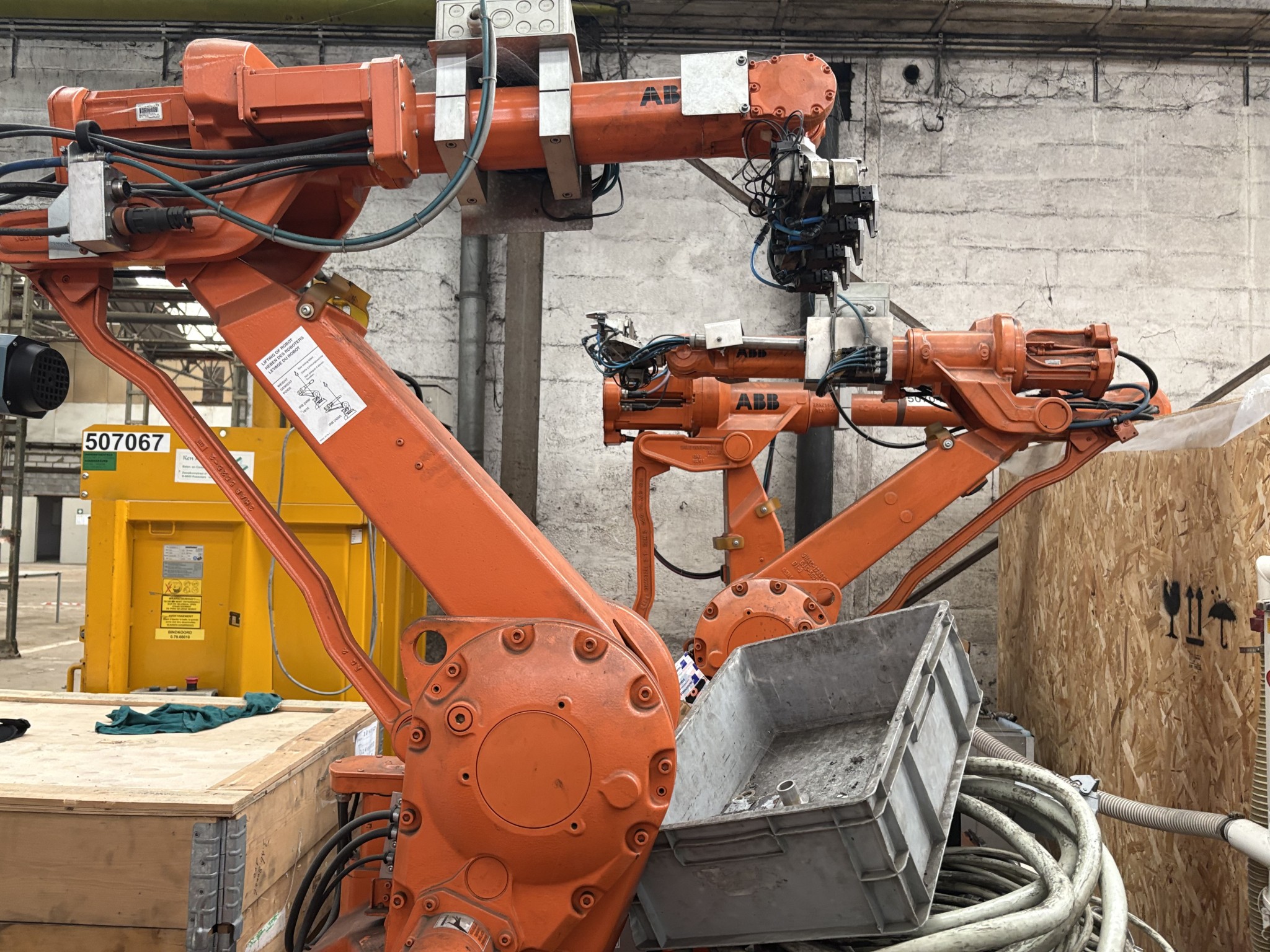 Stroji za lasersko brizganje cevi in brizganje-1