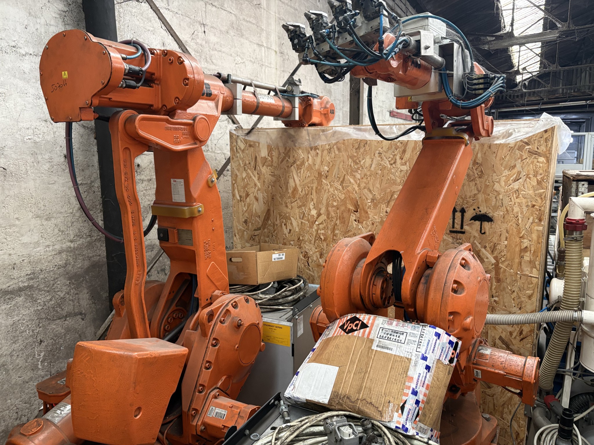 Stroji za lasersko brizganje cevi in brizganje-5