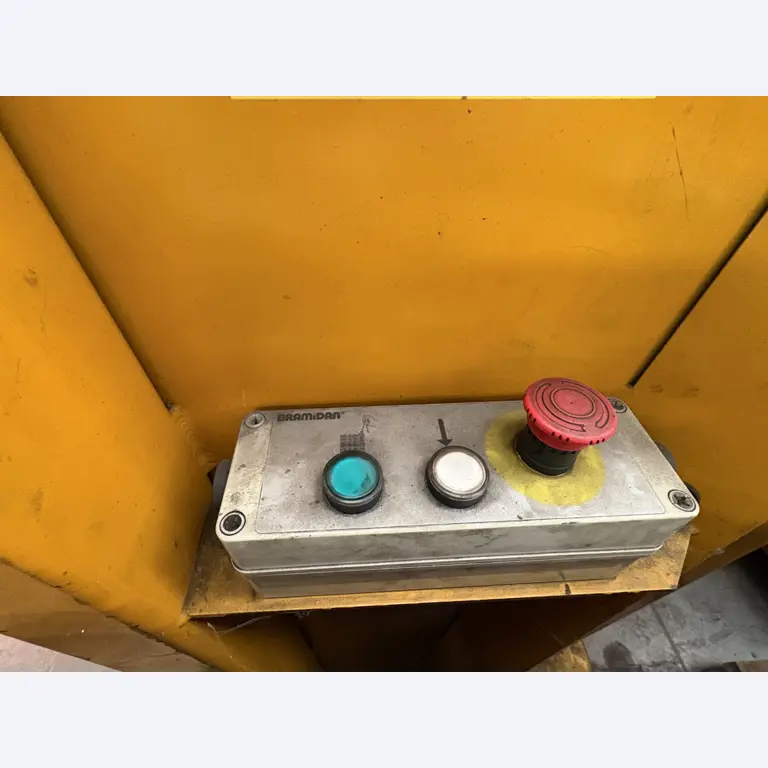 Stroji za lasersko brizganje cevi in brizganje-4