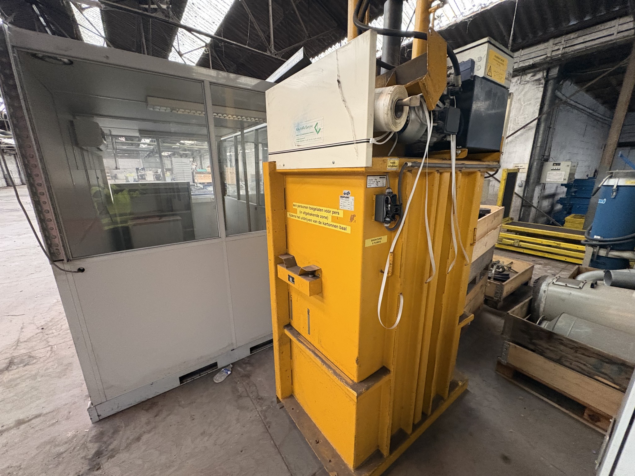 Stroji za lasersko brizganje cevi in brizganje-6