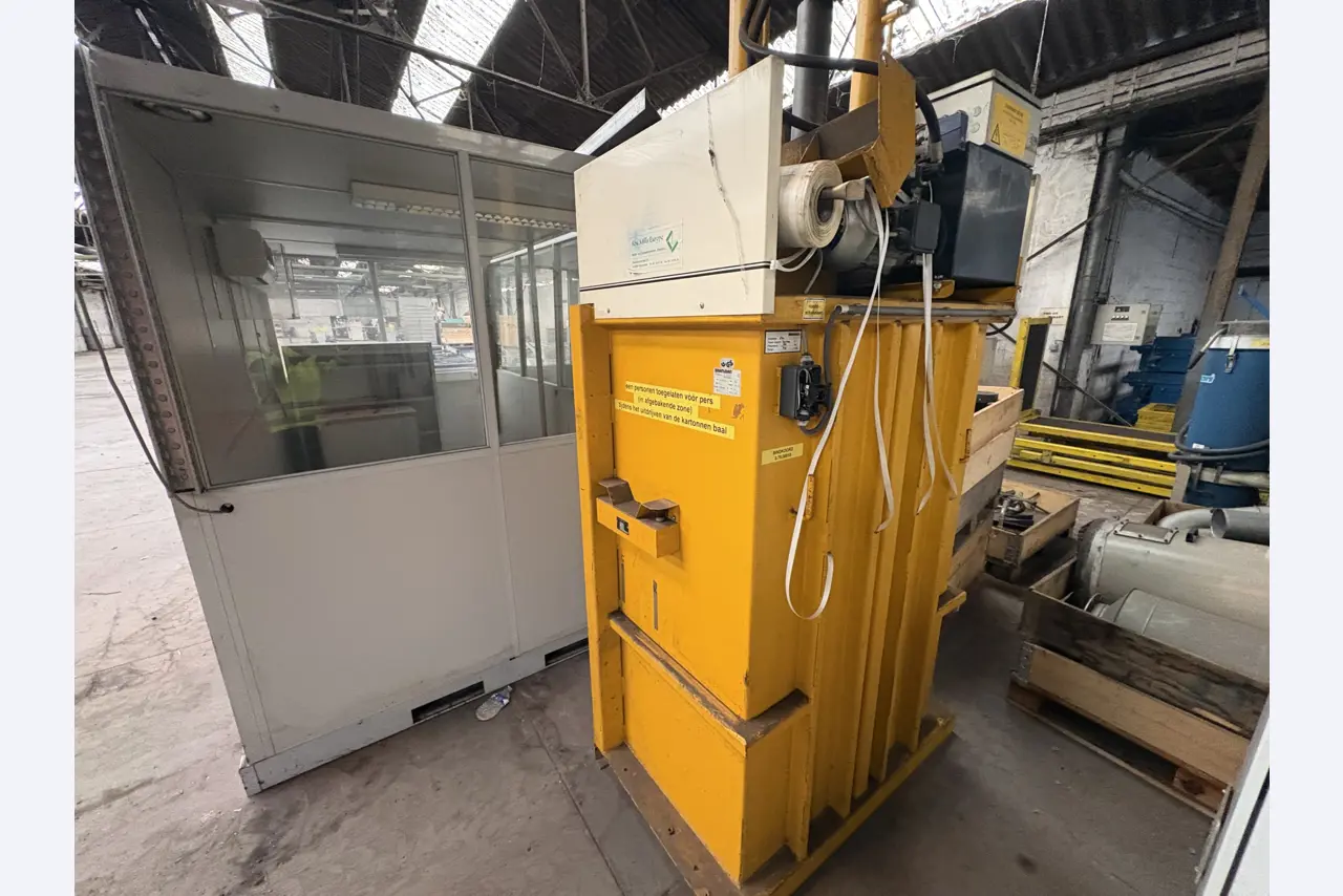 Stroji za lasersko brizganje cevi in brizganje-6