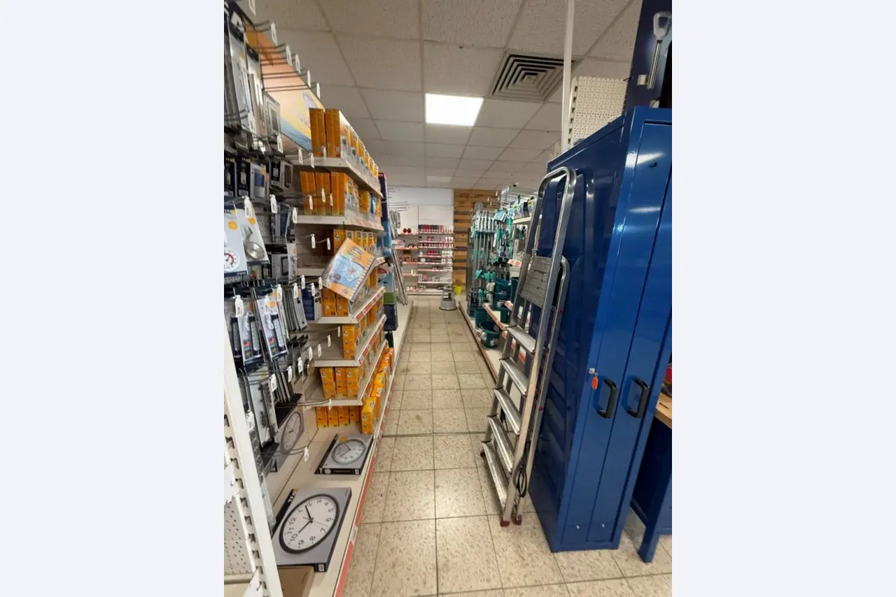 Sale of inventories of Haas Bau- und Heimwerkermarkt GmbH-21