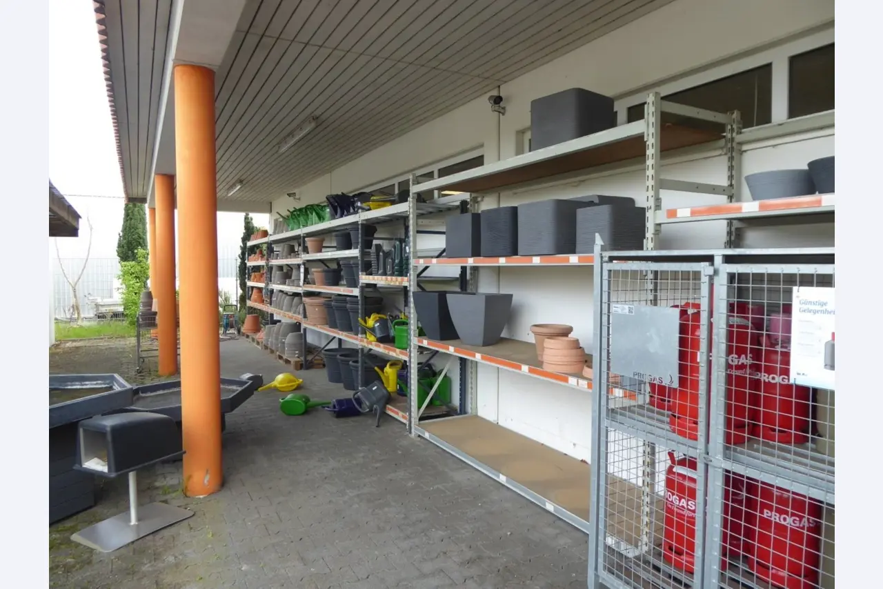 Sale of inventories of Haas Bau- und Heimwerkermarkt GmbH-46