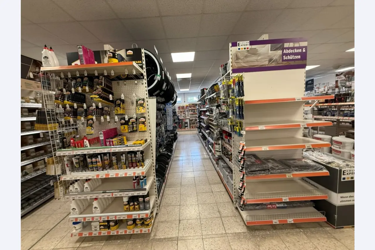 Sale of inventories of Haas Bau- und Heimwerkermarkt GmbH-9