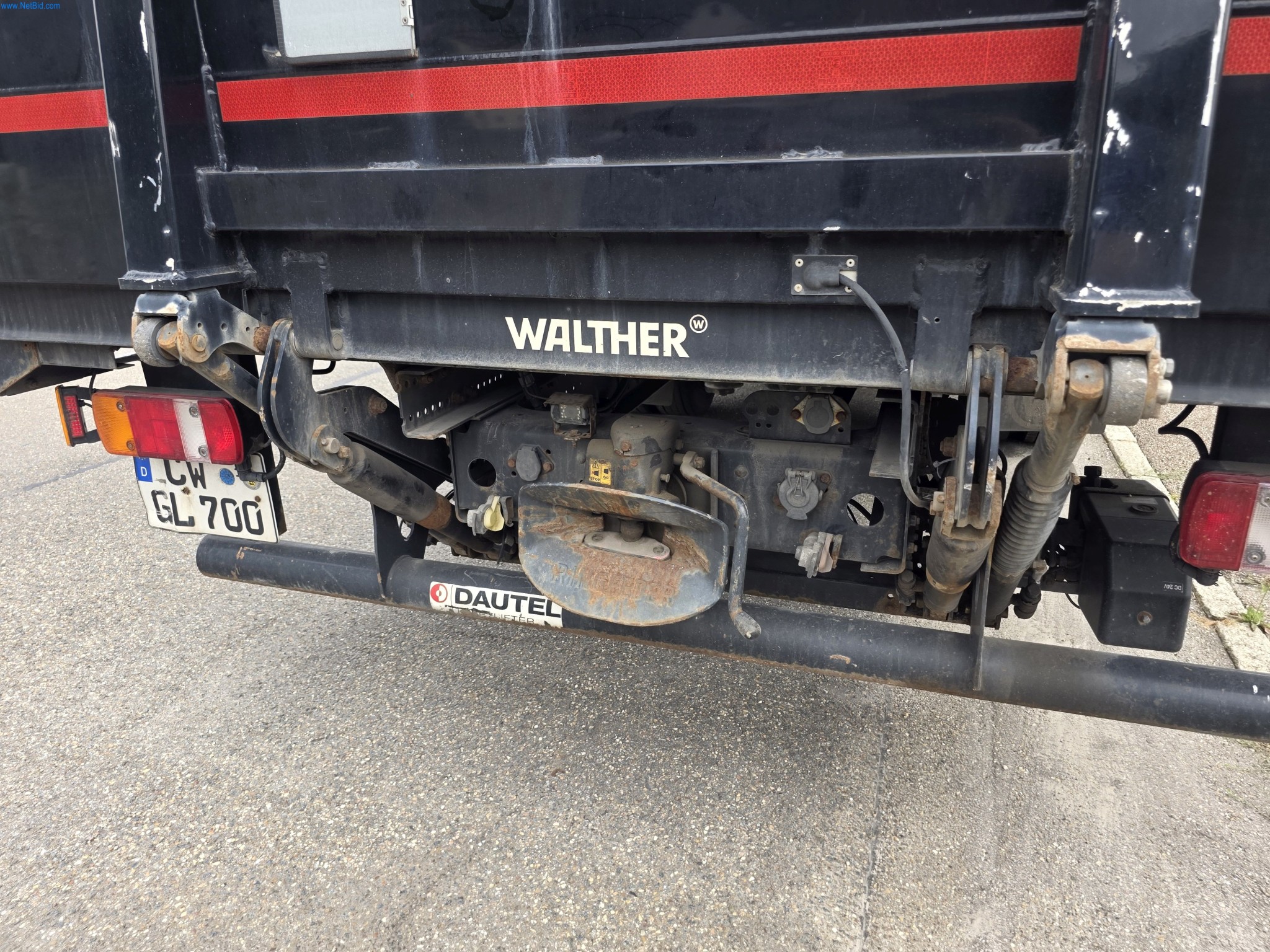 Trucks, Mobile Crushers, Loading Excavators, Mini Excavators-3
