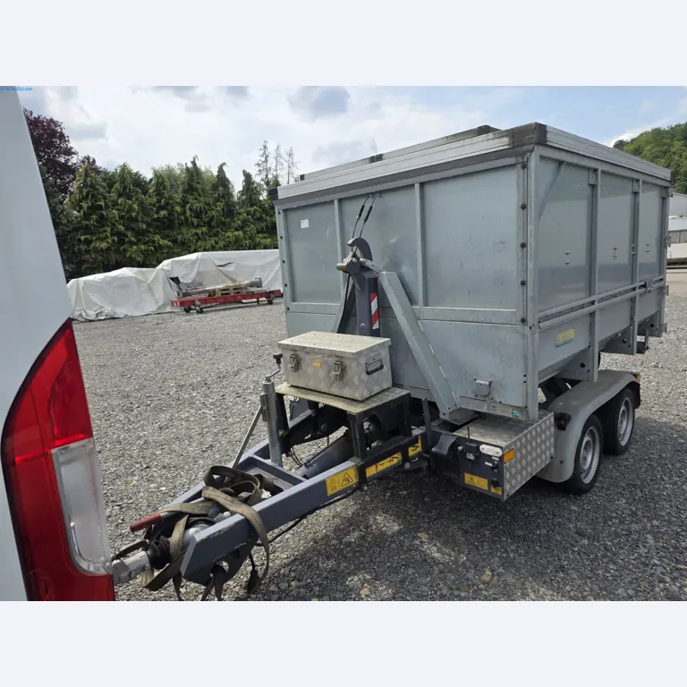 Trucks, Mobile Crushers, Loading Excavators, Mini Excavators-1
