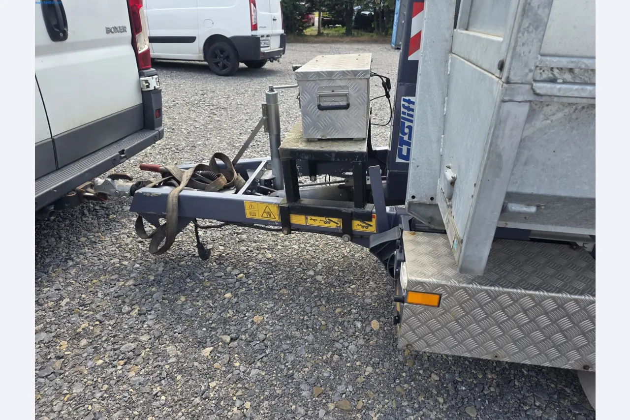 Trucks, Mobile Crushers, Loading Excavators, Mini Excavators-4