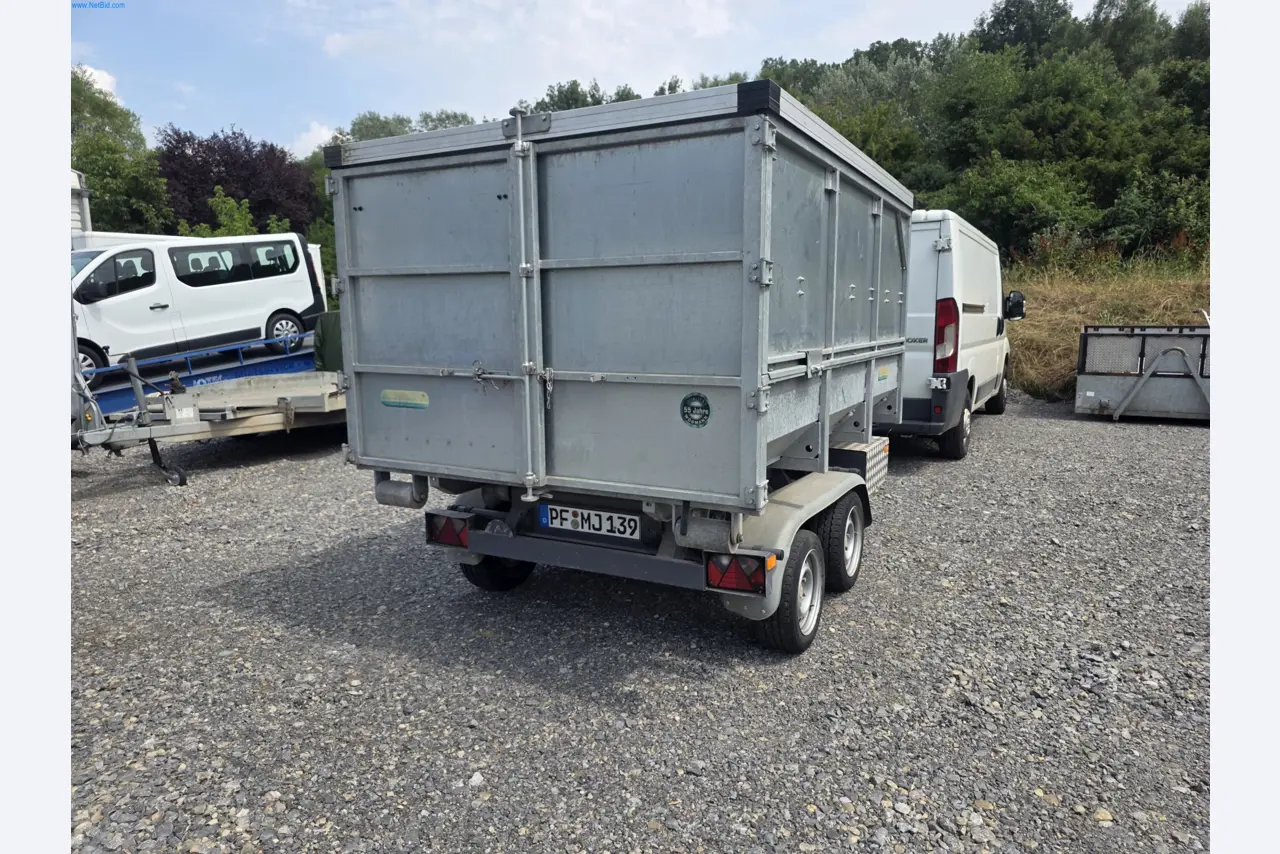 Trucks, Mobile Crushers, Loading Excavators, Mini Excavators-7