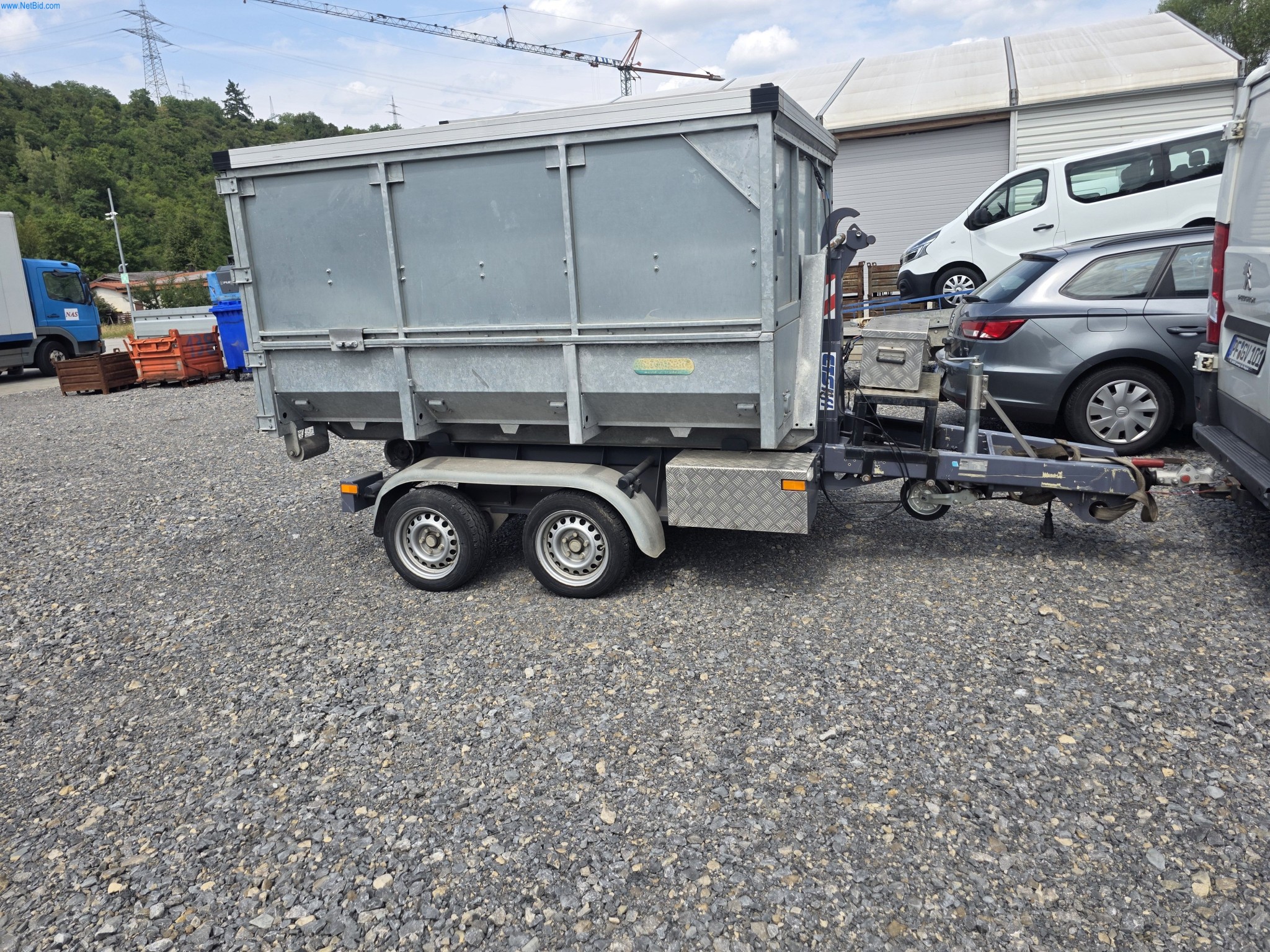 Trucks, Mobile Crushers, Loading Excavators, Mini Excavators-8